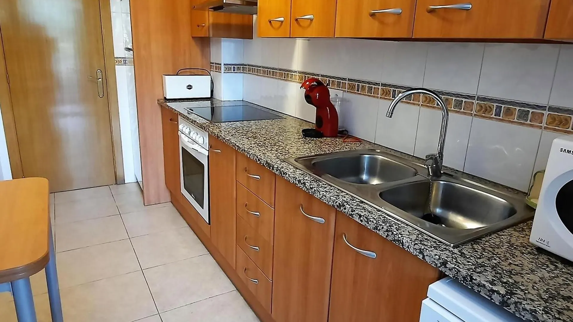아파트 Apartamento Tranquilo Con Terraza Y Jardin Cerca De La Playa - Es-170-47 Llança 스페인
